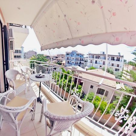 Apus Family Apartment Lefkada City Екстер'єр фото