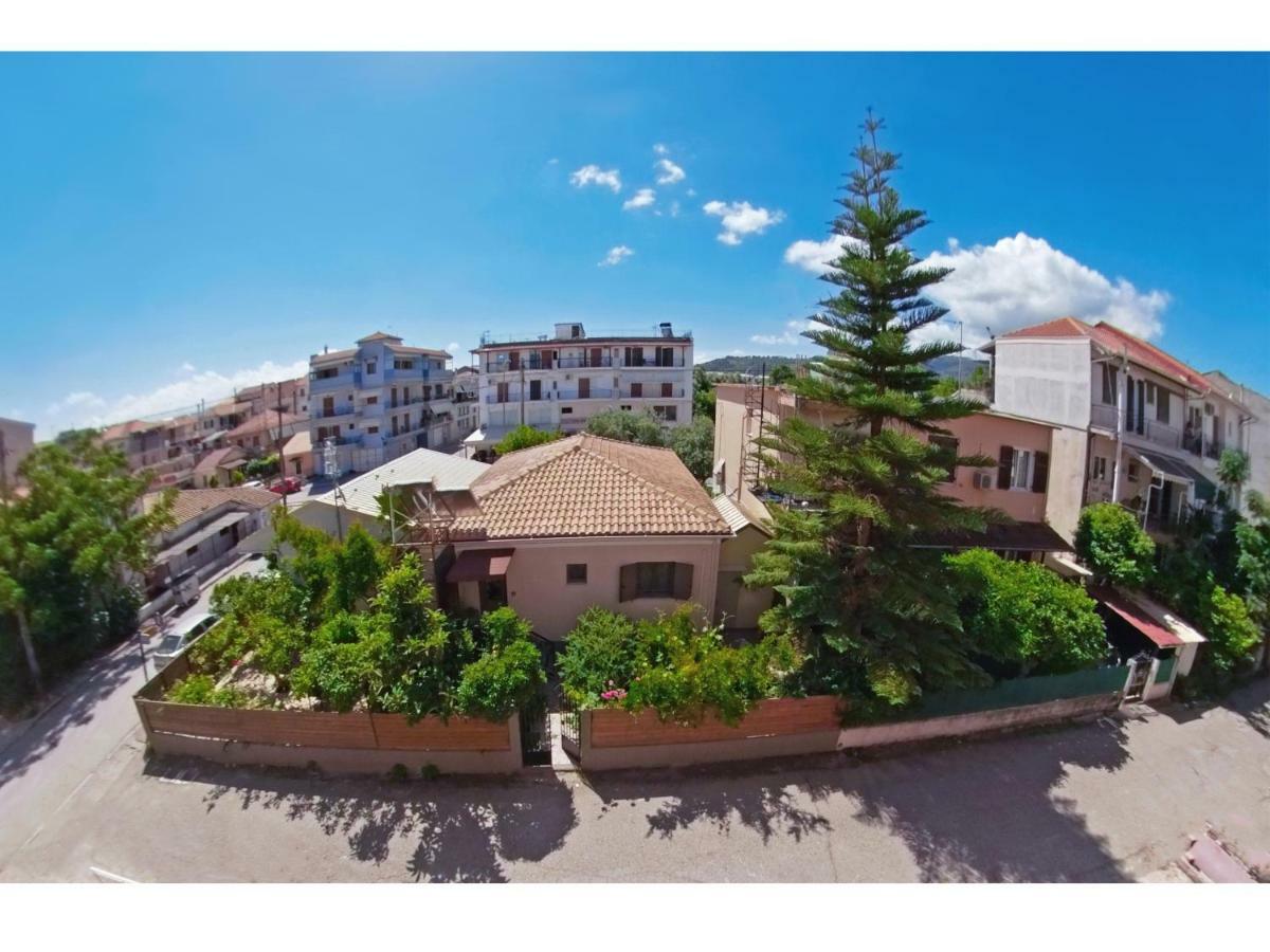 Apus Family Apartment Lefkada City Екстер'єр фото